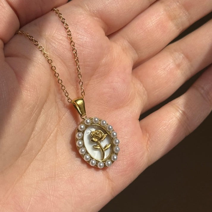 Lily Necklace - Stainless Steel