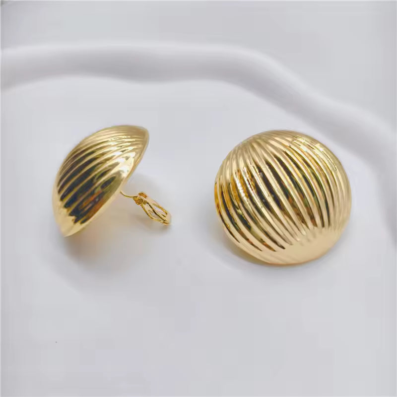 Shell Cover Lines Earrings - Stainless Steel