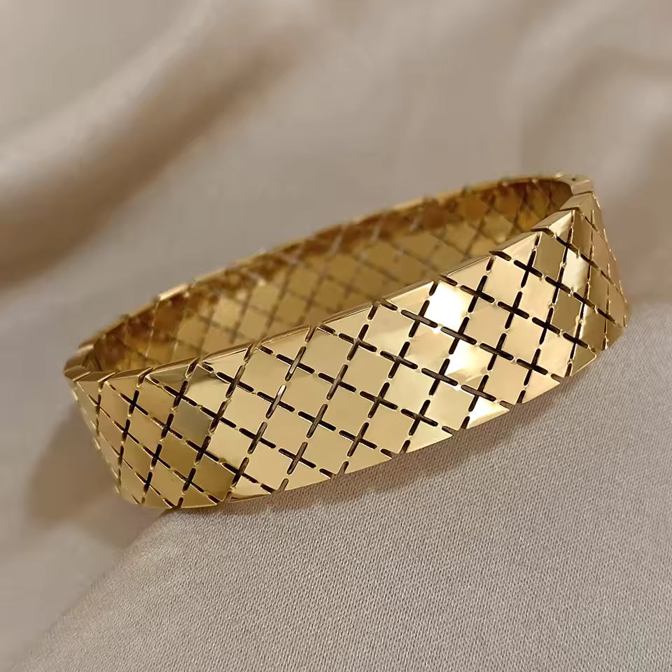 Diamond Pattern (Bracelet + Ring)