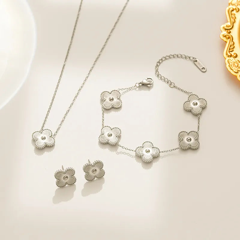 Set Clover (Chain Bracelet + Necklace + Tops)