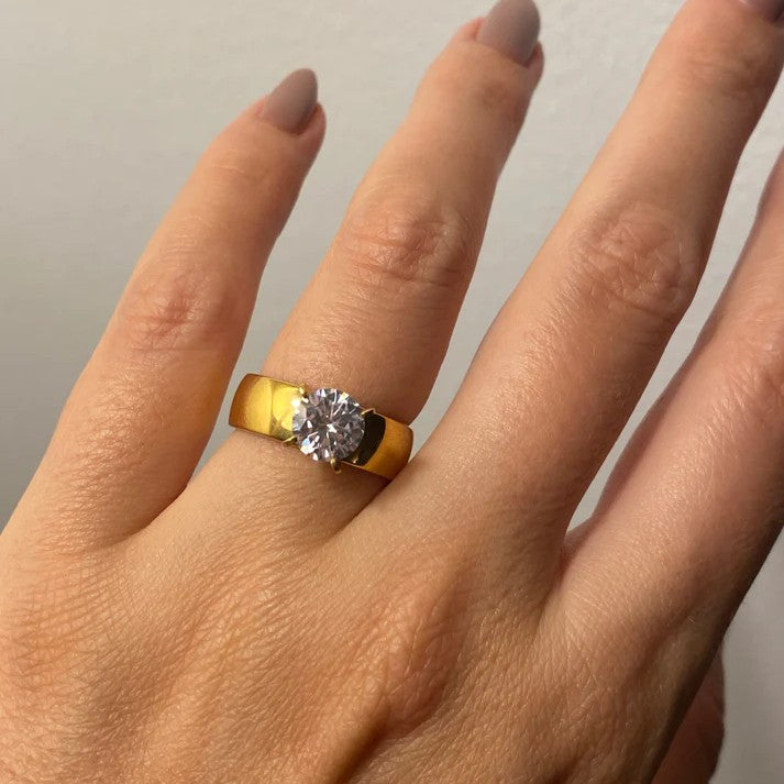 Simple Crown Diamond Ring - Stainless Steel