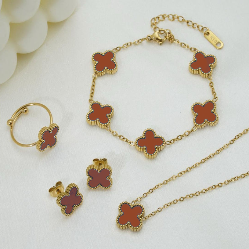 Complete Set Clover (Chain Bracelet + Necklace + Ring + Tops)