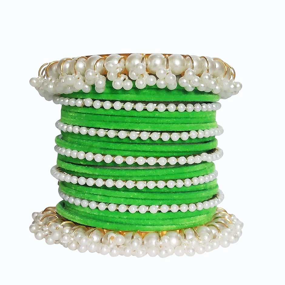 Parrot Green Velvet Pearl Gajra Bangle - Metal