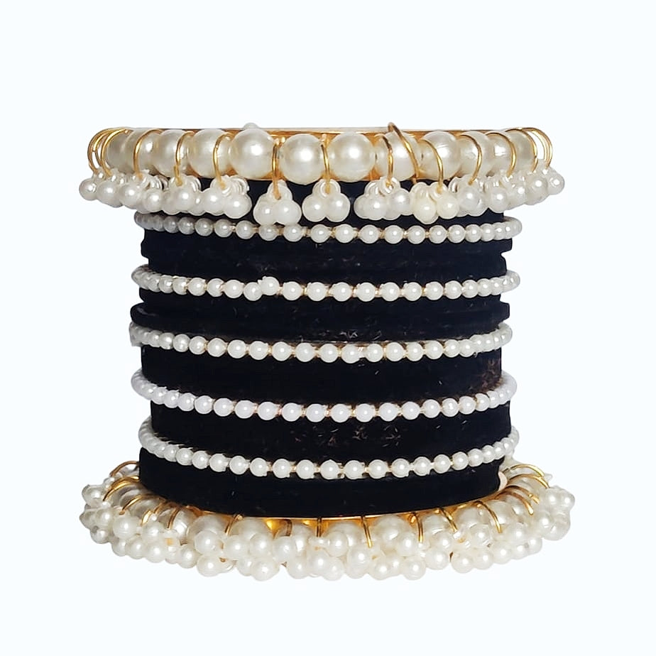 Black Velvet Pearl Gajra Bangle - Metal