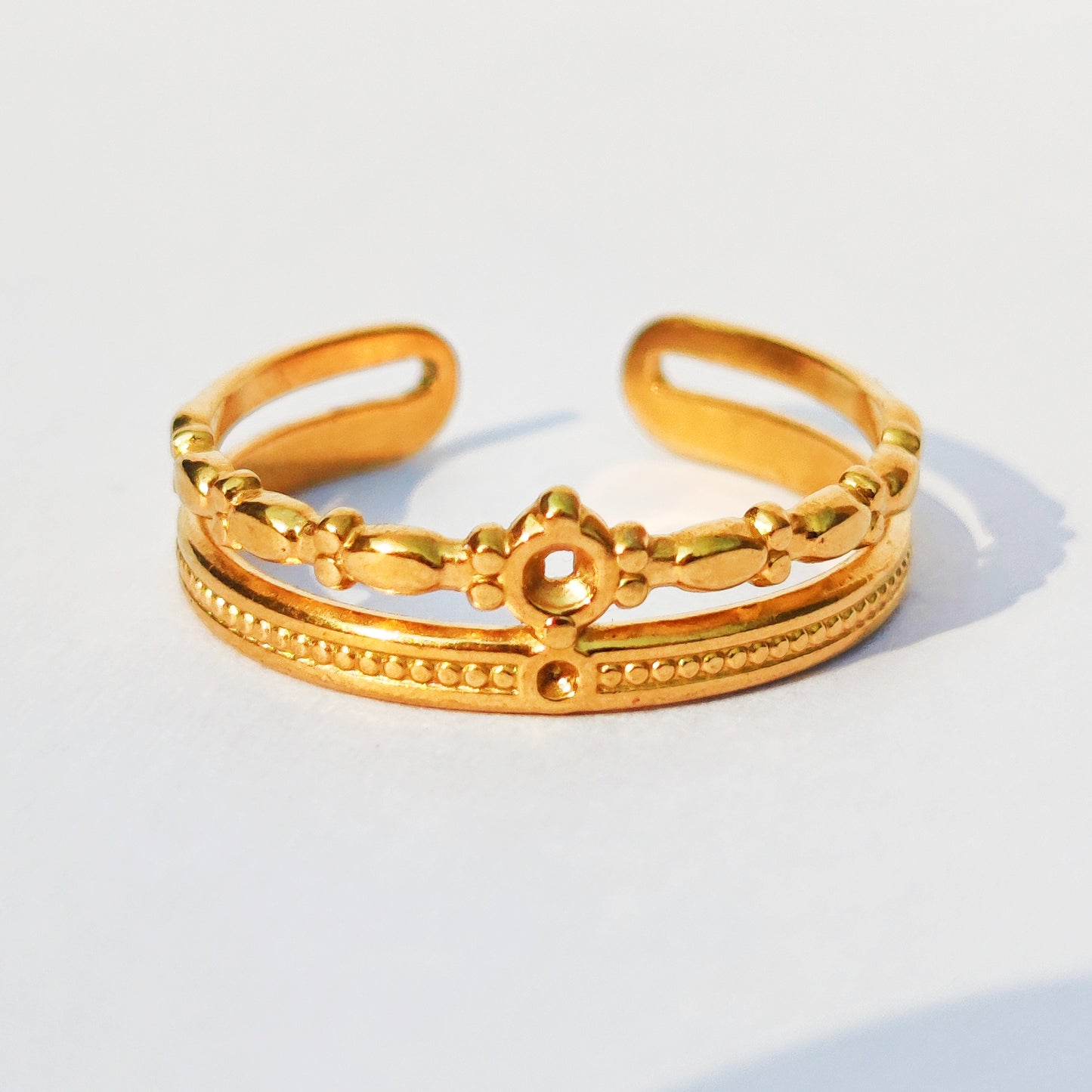 Queen Adjustable Ring - Stainless Steel