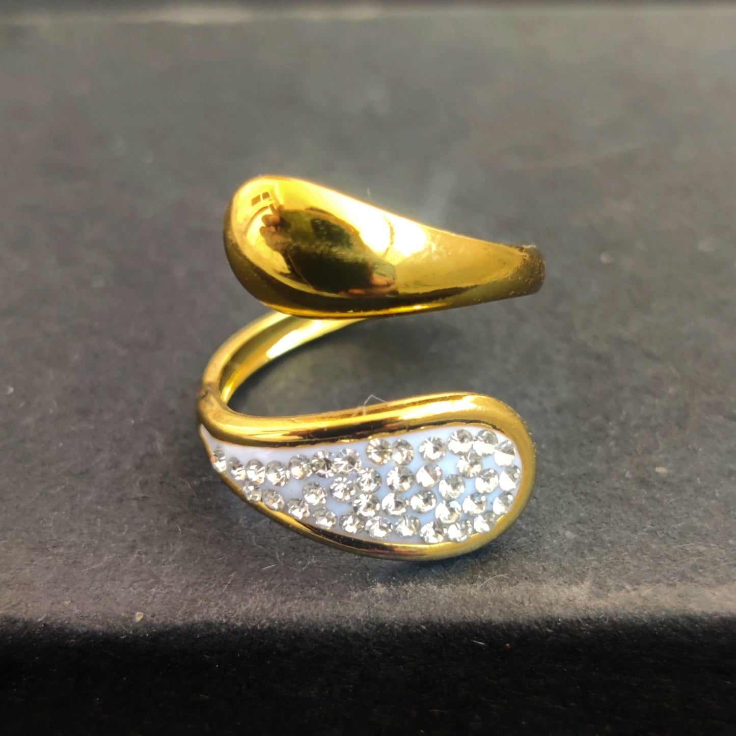 Bubbly Stone - Adjustable Ring