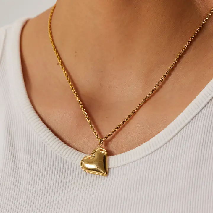 Mettle Heart Necklace - Stainless Steel