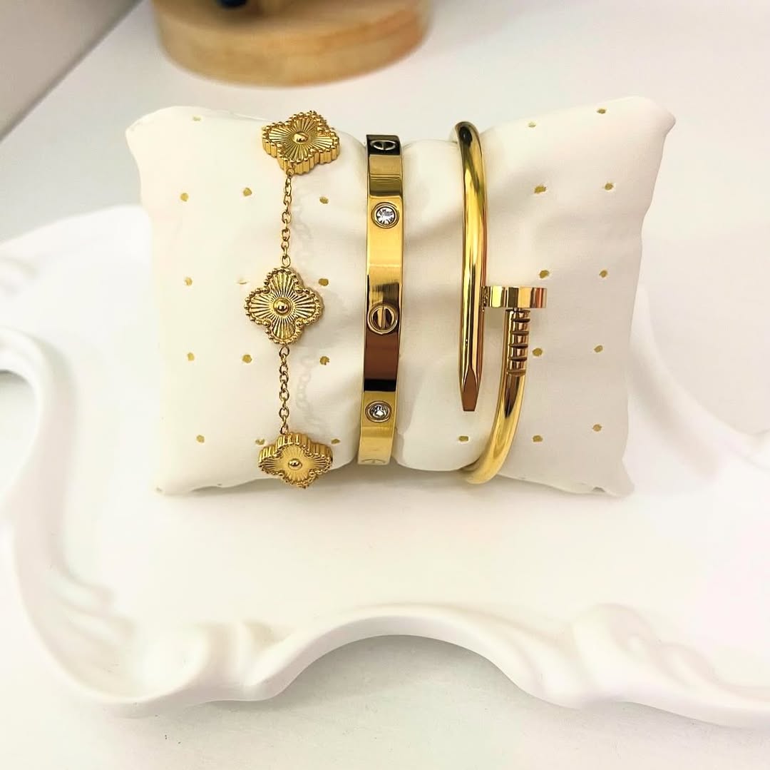 3 Bracelets (Cartier + Screw Nail + Golden Clover)