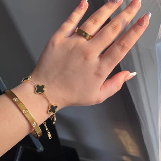 2 Bracelets ( Cartier + Clover) + 1 Cartier Ring