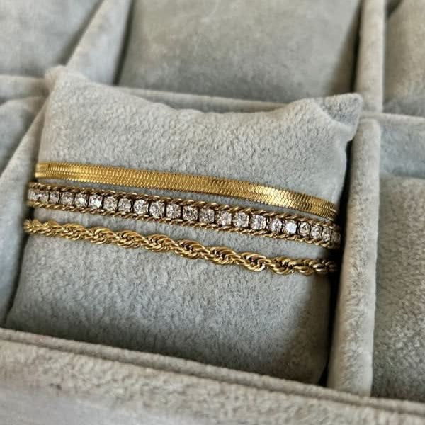 3 Bracelets (Milas + Luster + Snake)