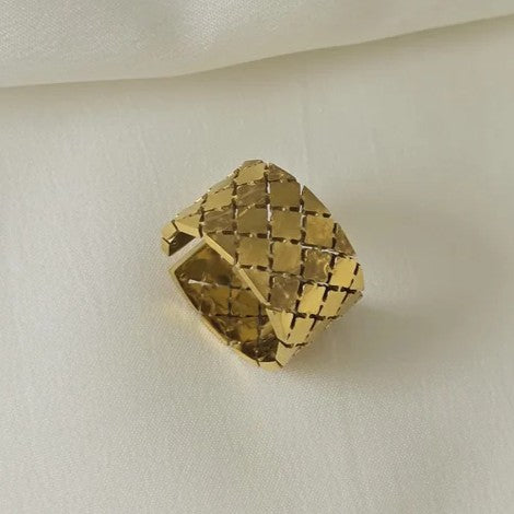 Diamond Pattern (Bracelet + Ring)