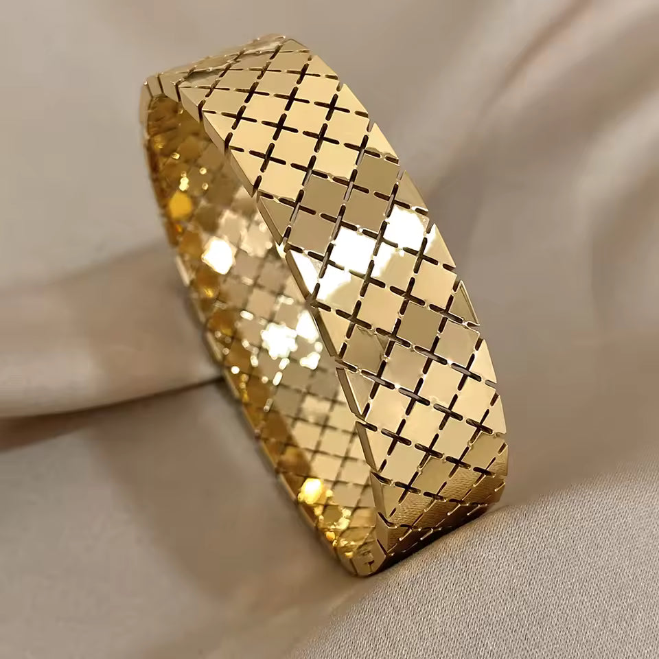 Diamond Pattern (Bracelet + Ring)