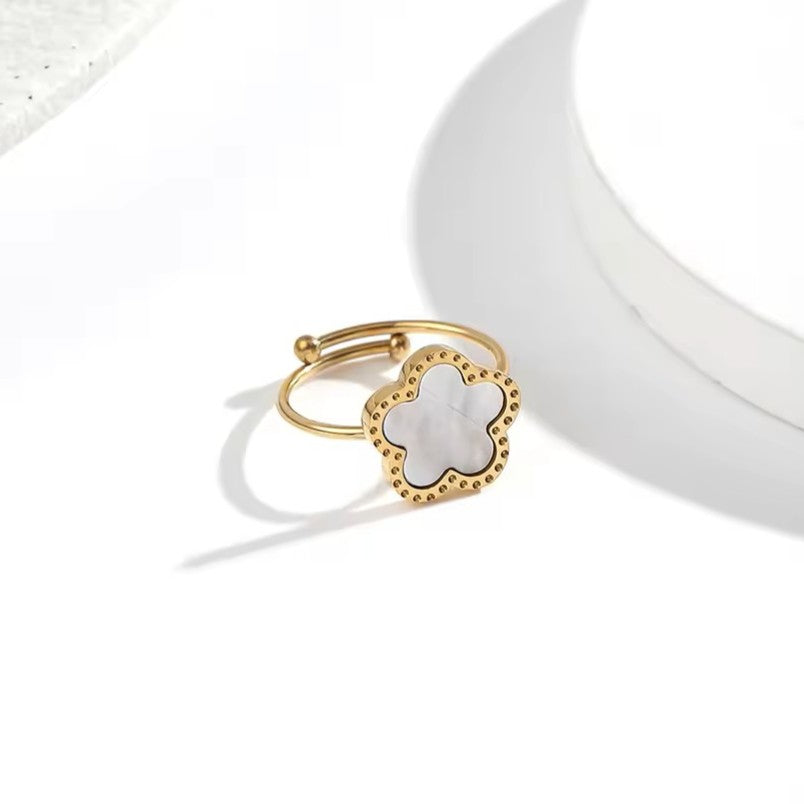 Clover Ring - Stainless Steel