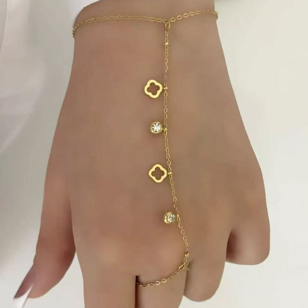 Empty Star Hand Chain Bracelet - Stainless Steel