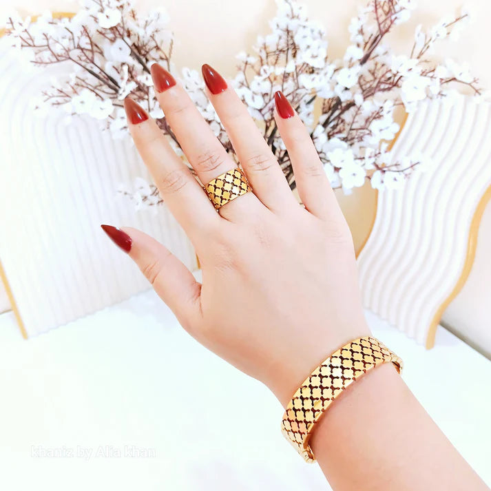 Clover Pattern (Bracelet + Ring)